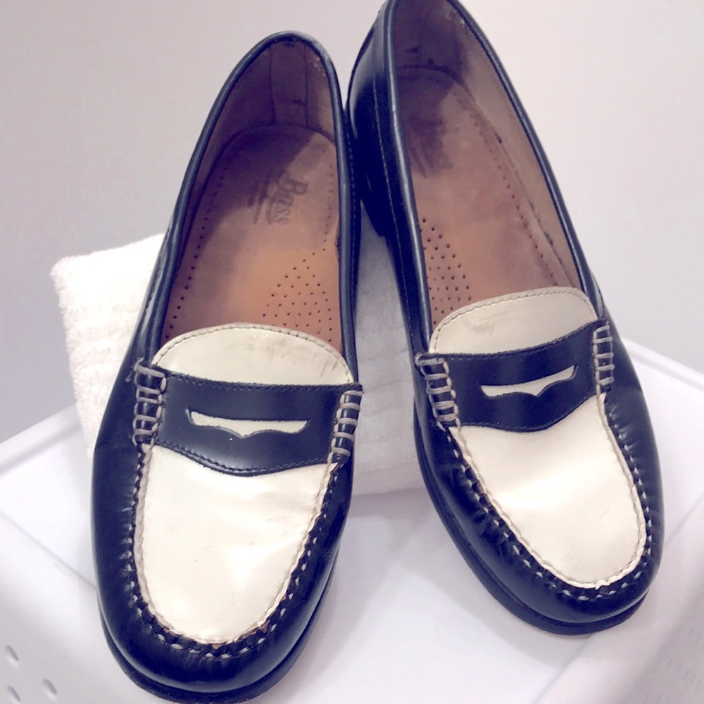 WEEJUNS Black & White Loafer